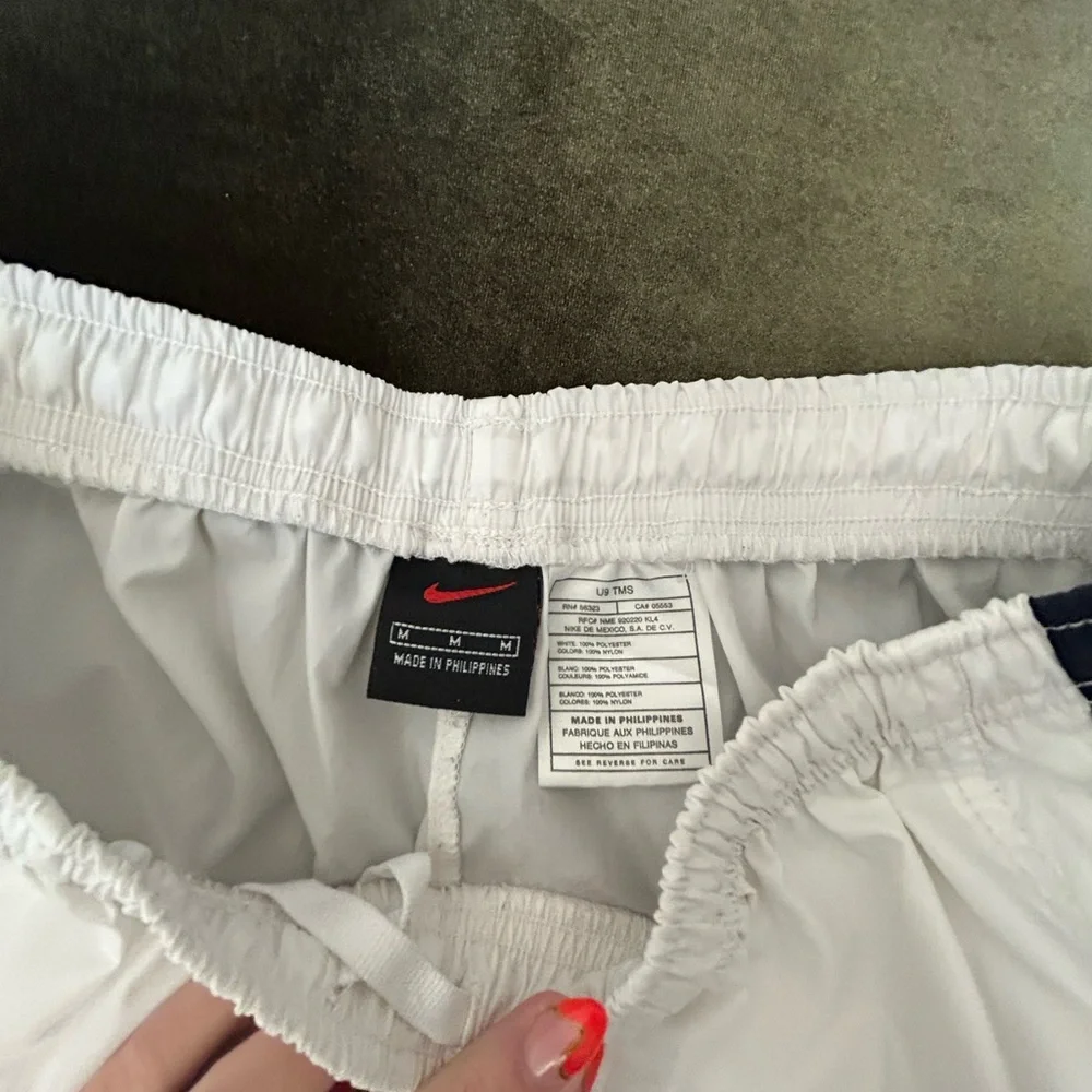 VNTG Nike Track / wind Pants - Picture 3 of 10